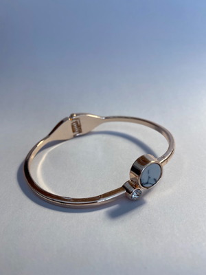 Bracelet used, pink gold color