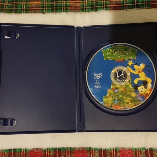 Mickey's Twice Upon a Xmas Disney DVD like new, dubbed