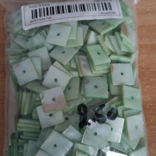Green glossy beads new for jewelry making