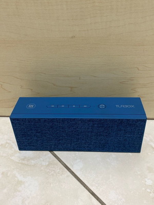 Turbo-X speaker like new with minor cosmetic damage