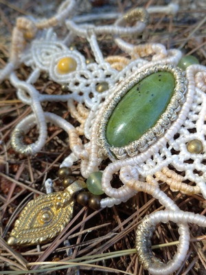 Macrame bracelet with nephrite new, handmade