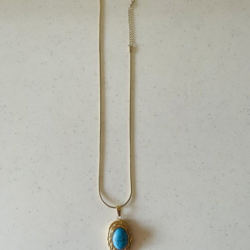 Necklace made of stainless steel like new, turquoise and gold tone