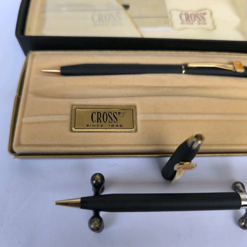 Cross Century set of two pencils like new in black with box