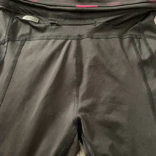 Pack of 4 used sports tops and 2 leggings Nike, Body talk, ASICS, Puma, Body Action