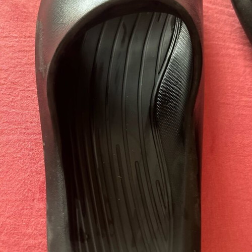 Slippers size 41 black like new, very comfortable
