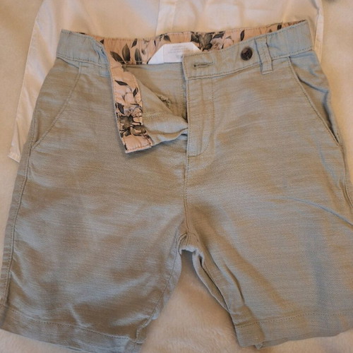 H&M shorts and shirt set size 122 like new