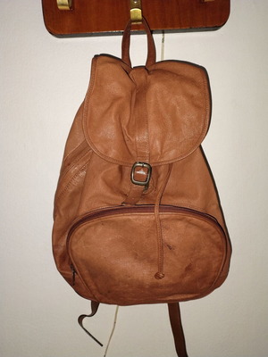 Leather backpack used, brown, side zipper and front strap