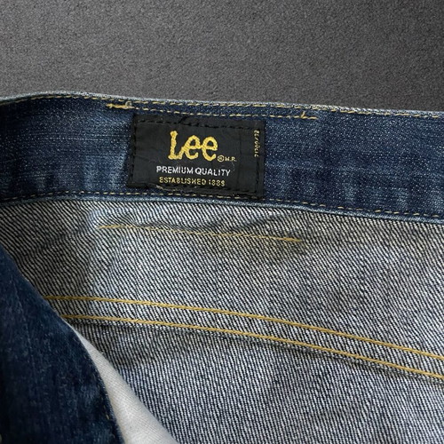 Lee denim shorts size 36 like new, blue cotton