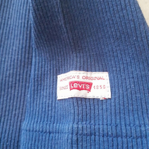 Levi's blouse S like new