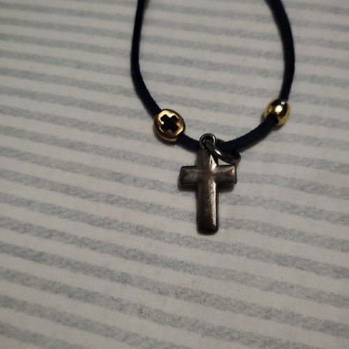 Silver cross without chain like new