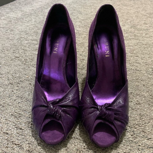 Bruni purple pumps like new, size 37