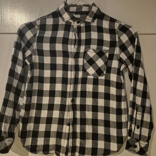 Sisley Checked Shirt like new, winter fabric, size 128 cm