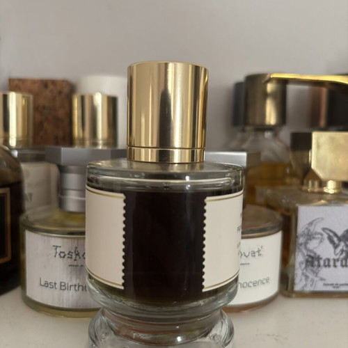 Zoologist Sloth perfume used with box