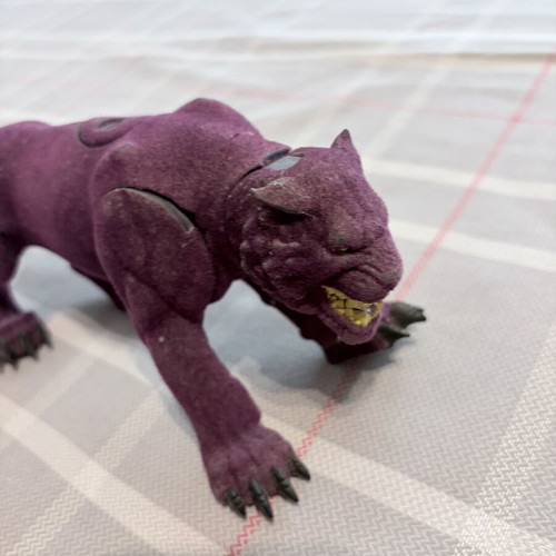 Mattel Panthor Purple Cat Masters of the Universe MOTU 2001 Armor Push Button used, small velvet wear