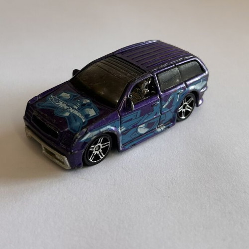 Hot Wheels 2004 Boom Box Purple Graffiti used