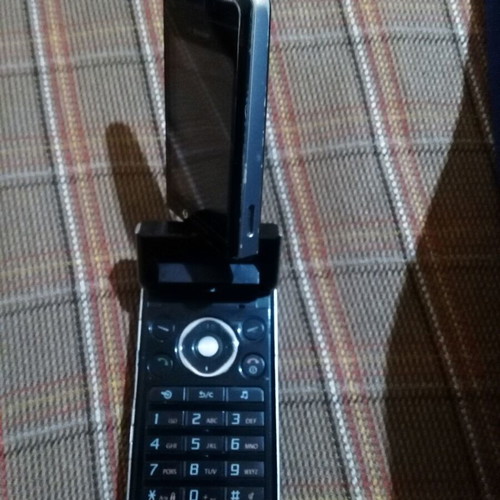 Sharp V903 vintage phone used for repair or spare parts