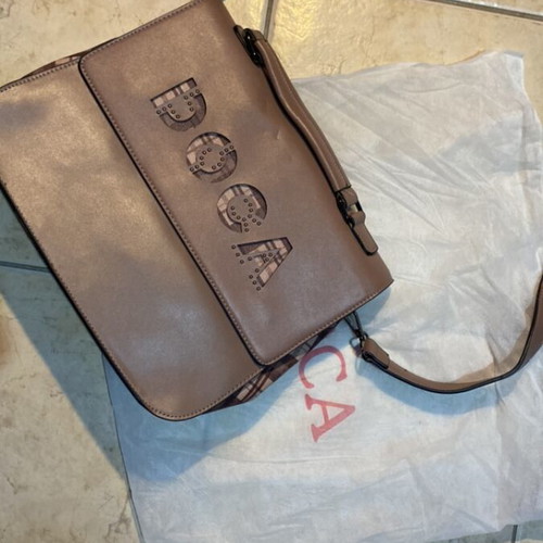 Doca crossbody and handbag