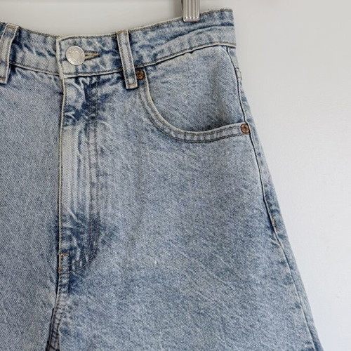 Jean shorts Zara size 34 like new, blue