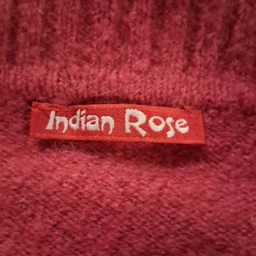 Indian Rose cardigan like new with embossed flowers and double zipper