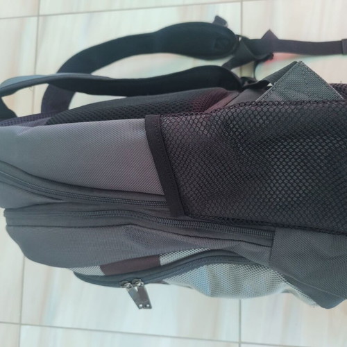 Collectible Boeing 747-8 Lufthansa backpack used, gray