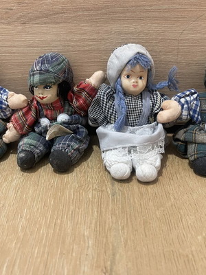 Vintage handmade cloth dolls set of 4, used collectible fabric dolls