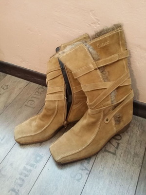 Leather winter boots size 39 beige like new