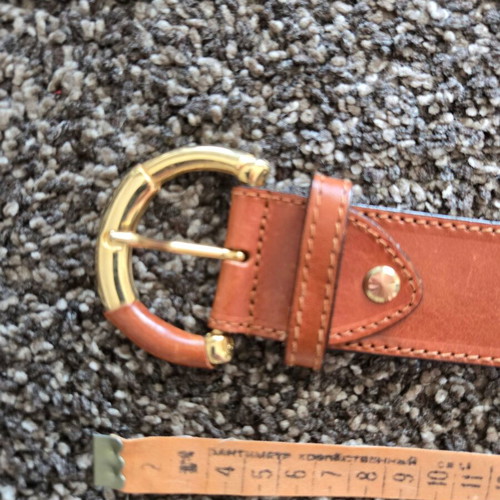 Leather belt like new with duck details brown and gold