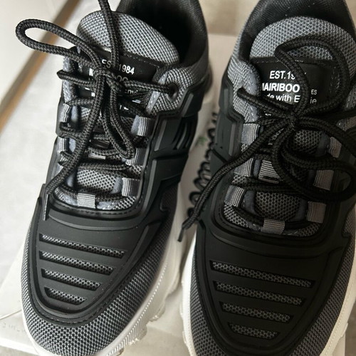 Mairiboo sneaker size 38 like new, black and white