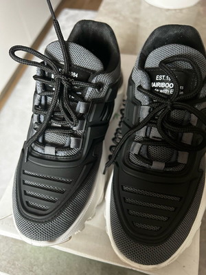 mairiboo sneaker
