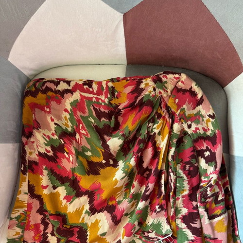 Zara skirt like new, short with fringes and beads, size L