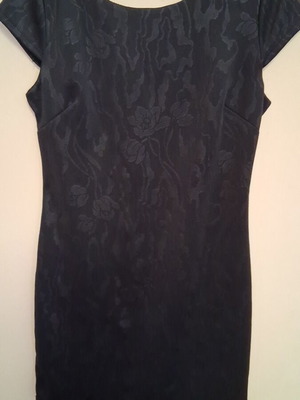 Dress elastic like new, black one size