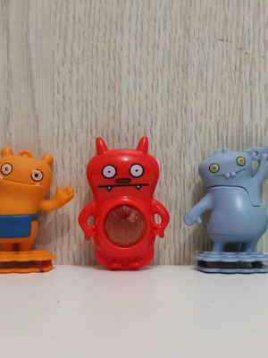 Kinder Surprise Joy Κιντερ Έκπληξη φιγούρες μινιατούρες Ugly Dolls Dave Darinko μεταχειρισμένες σετ