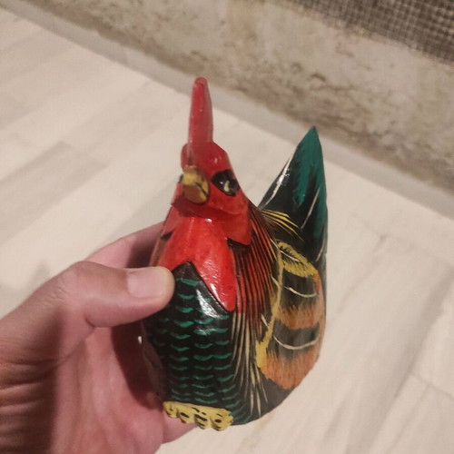 Wooden carved rooster hand-painted from Indonesia like new 15x14x7cm