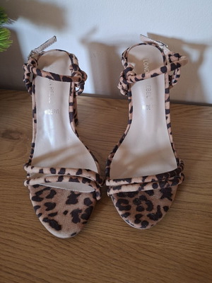 London Rebel platform sandals new, tiger print, very comfortable
