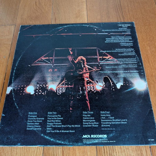 Neil Diamond Hot August Night LP like new