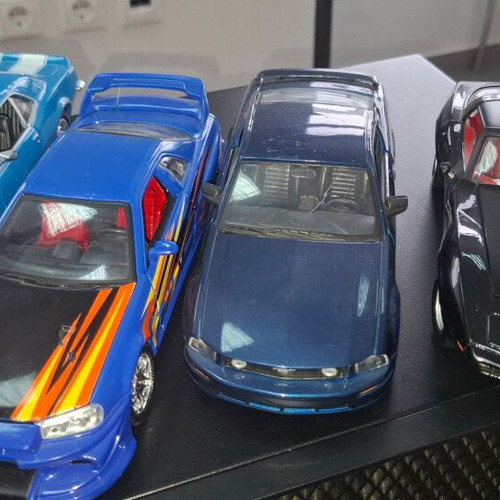 Car model collection 1:24 scale, 54 pieces, metal