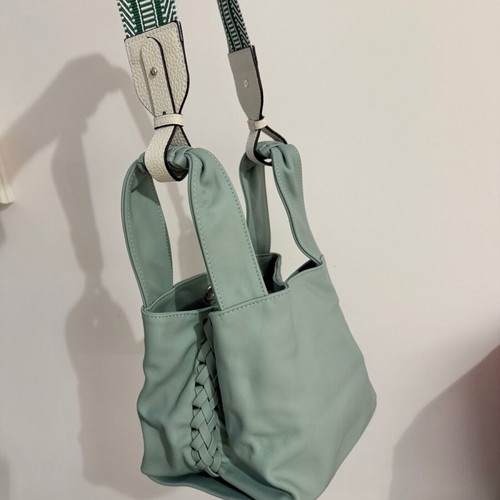 Callista Gaia mint smooth leather bucket tote bag like new