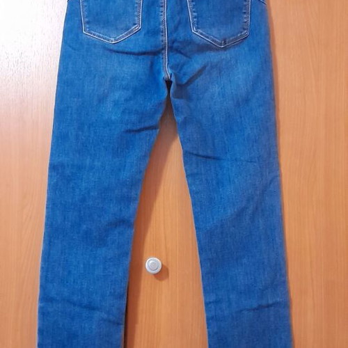 Jeans straight leg medium size like new, blue