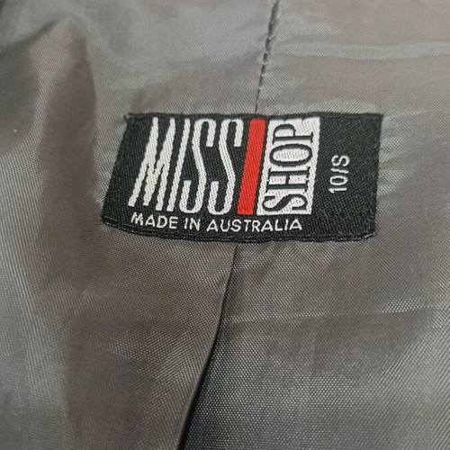 Women's long grey jacket size small with lining like new