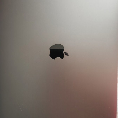 Mac Pro 15" 2017 like new, Intel Core i7, 16GB RAM, 500GB SSD