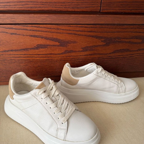 Sneakers Zara λευκά σαν καινούργια, άνετα και μαλακά μέγεθος 40