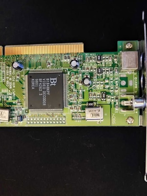 Aver EzCapture bt848kpf video decoder card like new, 1996