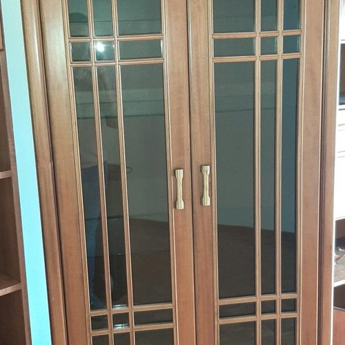 Unit used with hidden lighting in very good condition