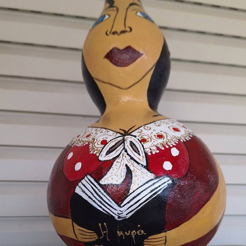 Handmade decorative water gourd "Kyra Grammatikí"