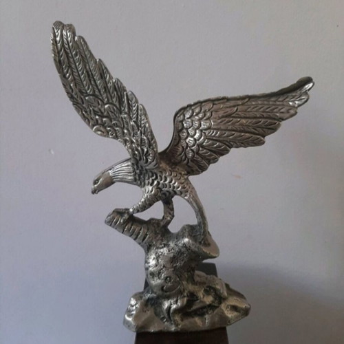 Bronze eagle statue used, solid sculpture 24x18 cm