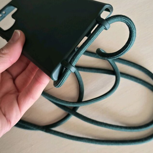 Samsung S24 Ultra case used with green silicone lanyard