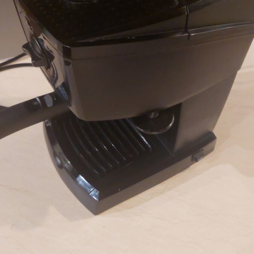 Delonghi coffee machine model EC151-B like new