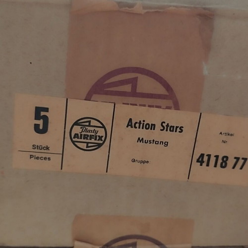 Airfix box with 5 Action Stars Mustang new
