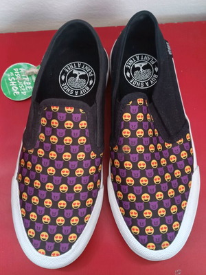 Etnies slip ons new, colorful sports shoes size 37