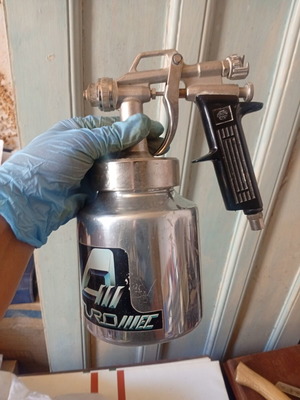 Asturo spray gun with aluminum container like new